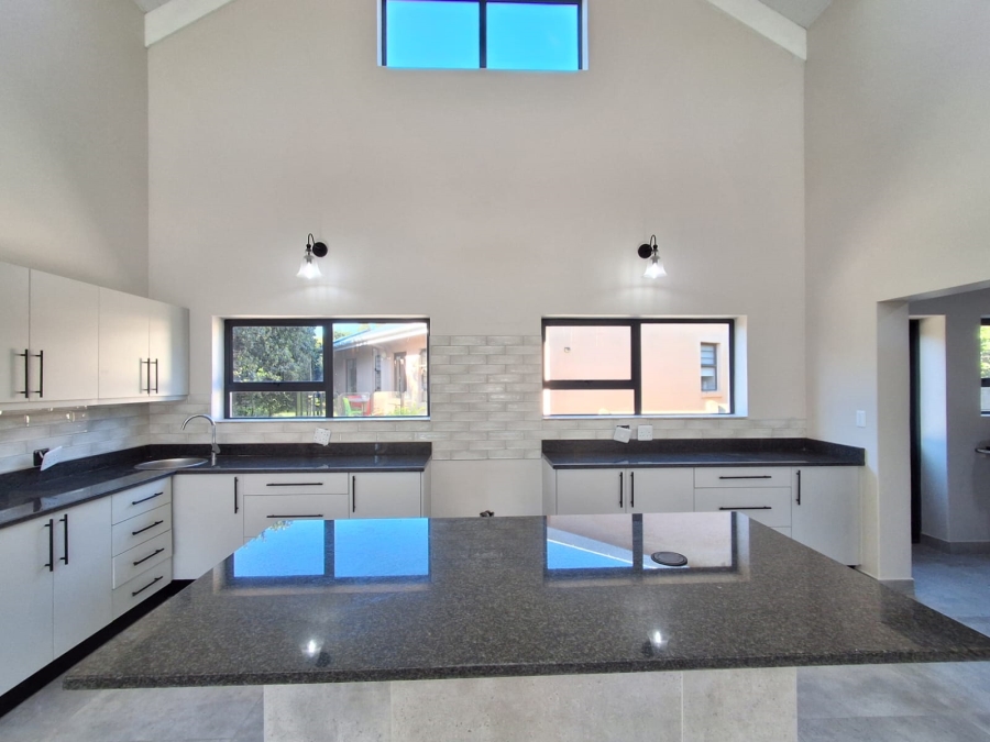 4 Bedroom Property for Sale in Stilbaai Wes Western Cape